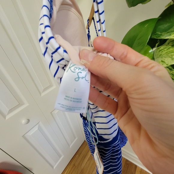 NWT striped bathing suit - Picture 4 of 12